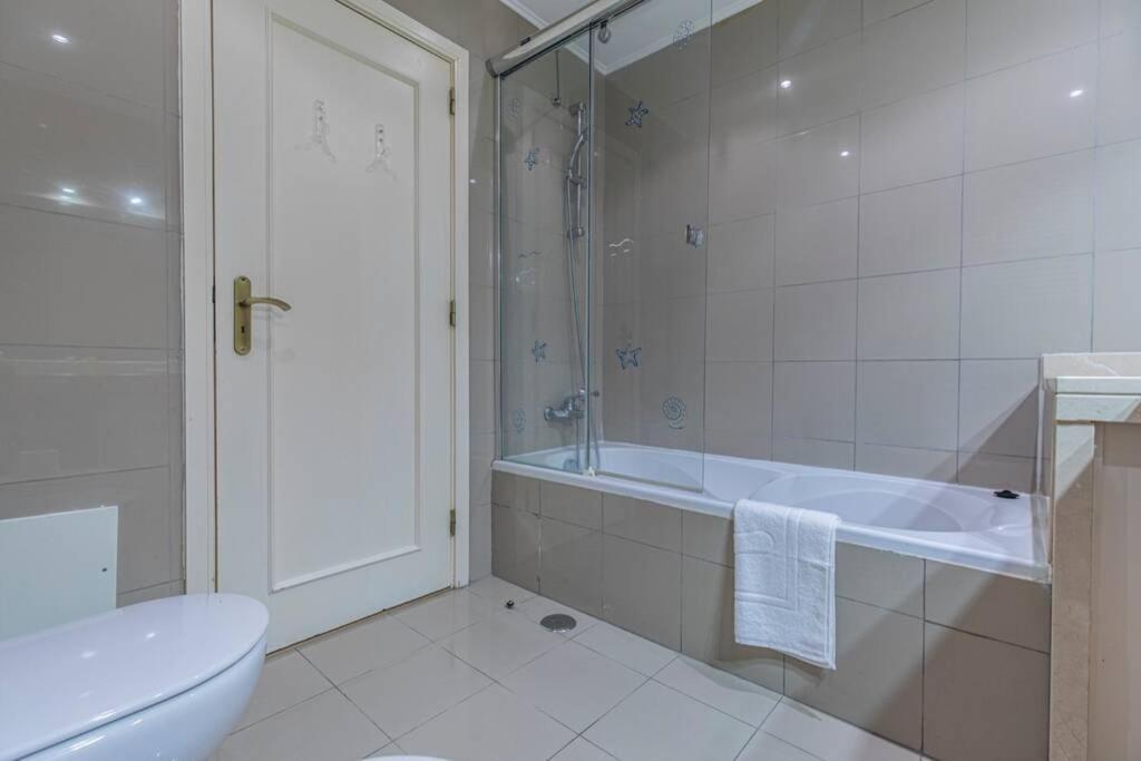 Stunning Apartment W/ Pool カスカイス エクステリア 写真